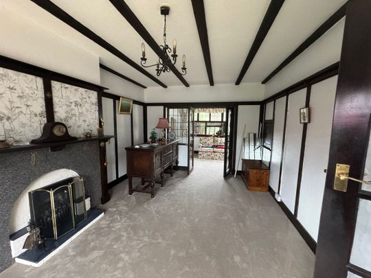 Brighton Road, London, CR8 4 - Photo 1