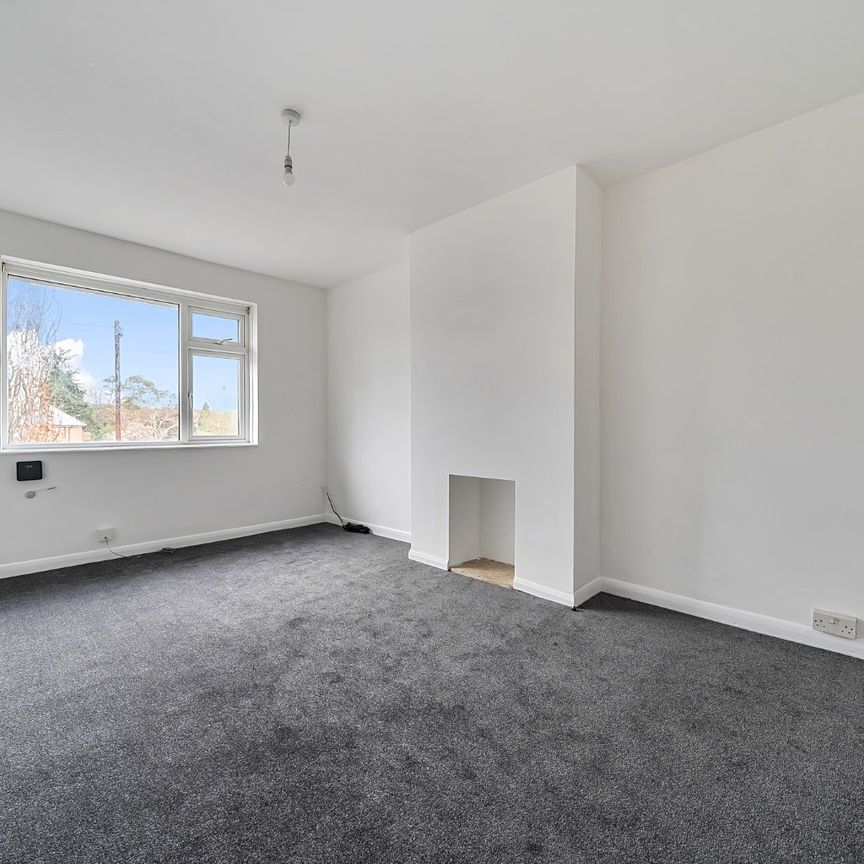 2 bedroom maisonette to rent - Photo 1