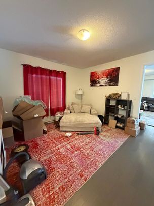 For Lease - 66 Oakmont Drive, Loyalist, Ontario - Photo 1