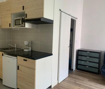 Location Appartement 1 pièce 18m² VICHY 03200 - Photo 5