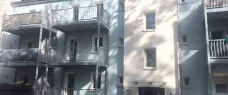 sanierte 2,5-Zimmer-Stadtwohnung in modernisiertem Haus - Photo 1