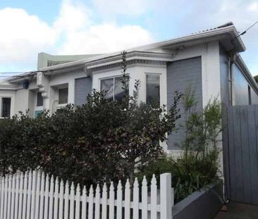 Newtown Character Cottage - Photo 4