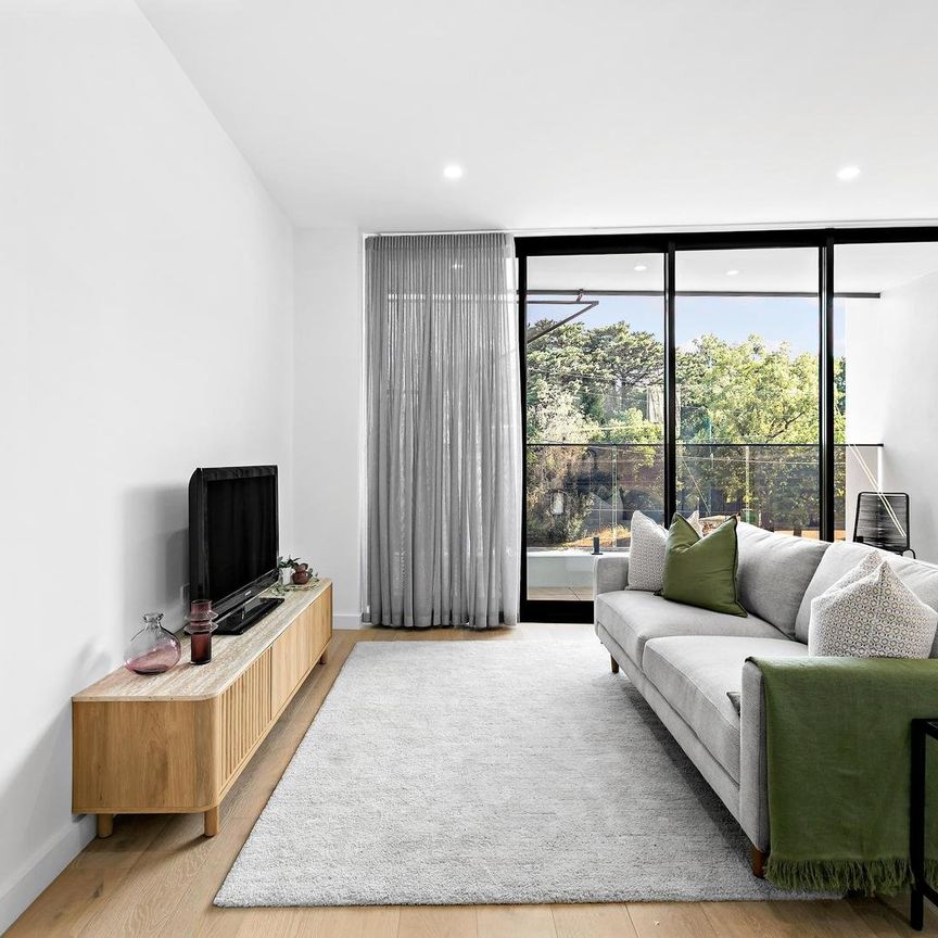 40 Wisewould Street, Flemington VIC 3031 - Photo 1