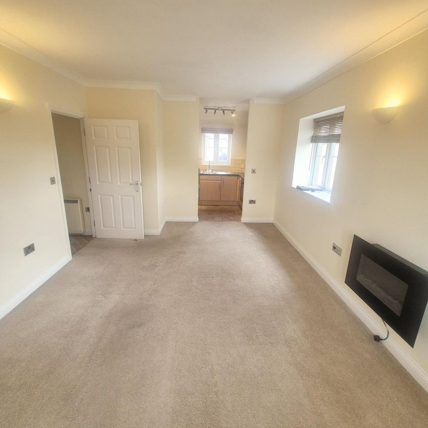 Paulls Close, Martock - Photo 1