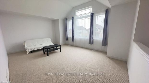 For Lease - 6723 Sam Iorfida Drive, Niagara Falls, Ontario - Photo 1