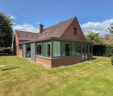 Huis te huur in Waterloo voor € 2.300 met 3 slaapkamers - foto 2