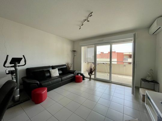 Location Appartement 3 pièces 61m² NIMES 30000 - Photo 1