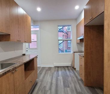 Wow! 3.5 complètement restructuré et réisolée-DISPONIBLE! - Photo 3