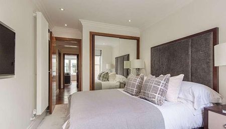 Kensington Gardens Square, Bayswater, London, W2 - Photo 4