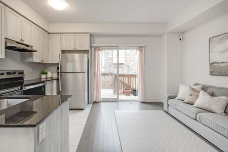 For Lease - 3966 Koenig Road, Burlington, Ontario - Photo 3