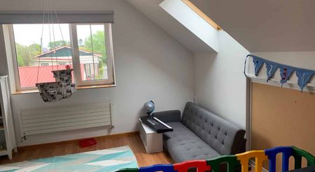 Huge family home, European design, very warm! - Photo 3