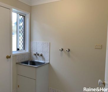 FAMILY HOME FOR RENT - Photo 4