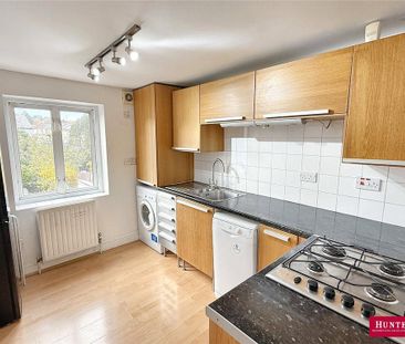 2 bedroom semi-detached house to rent - Photo 5