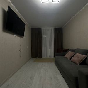 Garsoniera de inchiriat in zona Costin Georgian - Fotografie 2