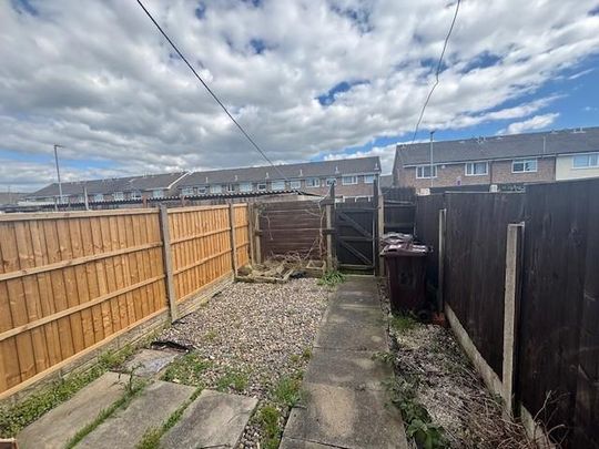 2 bedroom house to rent - Photo 1