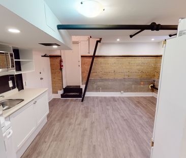 For Lease - 1152 Gerrard Street Unit# Unit 205, Toronto, Ontario - Photo 1
