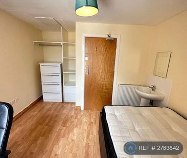 8 bedroom terraced house to rent - Photo 4