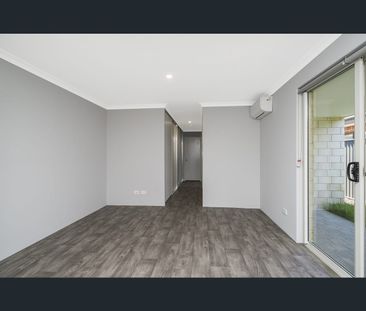 19b Gunbower Circuit, Baldivis, WA 6171 - Photo 2