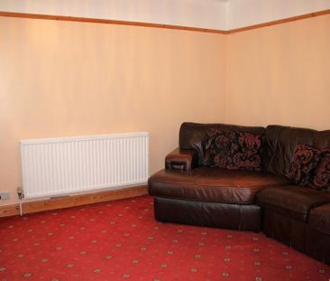 4 bedroom semi-detached house to rent - Photo 1