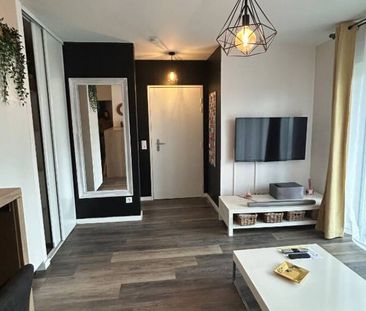 Appartement Cenon 2 pièce(s) 50.44 m2 - Photo 2