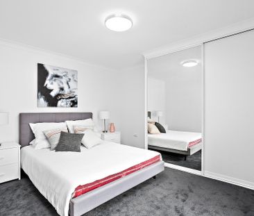 8/81 Campbell Street - Photo 1