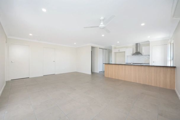 YOUR PERFECT HOME AWAITS! - Photo 1