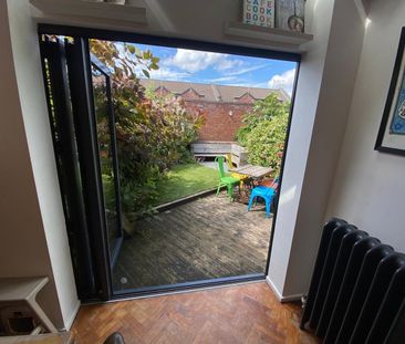 4 Bed Terraced House, Lime Road, BS3 - Photo 3