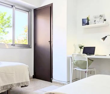 Carrer del General Llorens, Valencia, Valencian Community 46025 - Photo 1