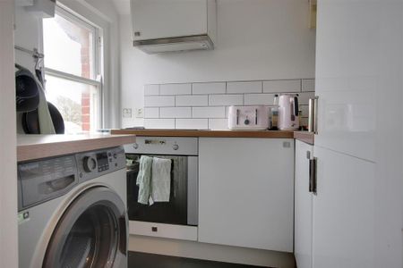 1 bedroom property to rent - Photo 3