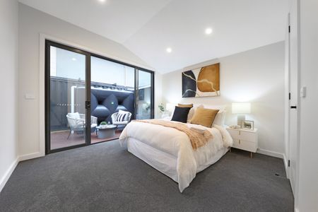 2A Schulz St, Bentleigh East VIC 3165 - Townhouse For Rent | Domain - Photo 4