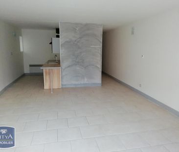 Location Appartement 2 pièces 56m² LUGNY 71260 - Photo 4