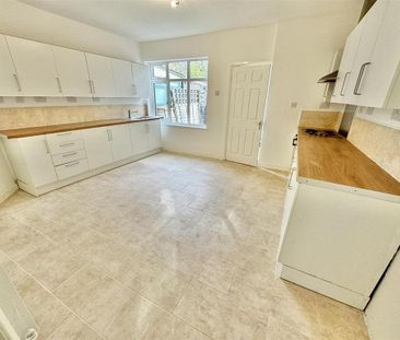 3 bedroom terraced house to rent - Photo 1