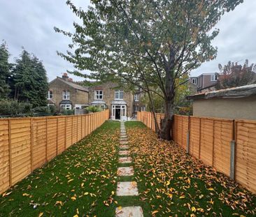 Studio to rent - Photo 6