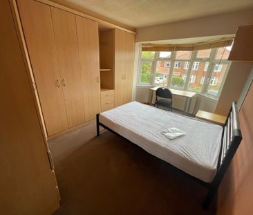 Farndale Avenue, Osbaldwick - P10624 - Photo 6