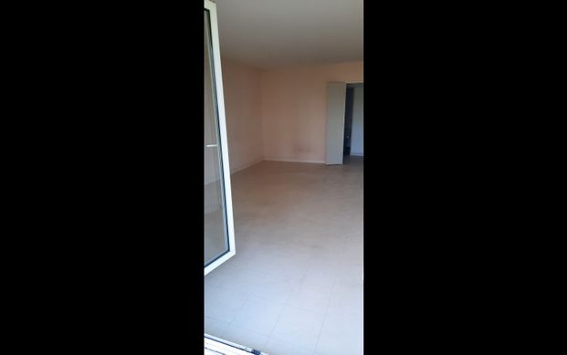 Location Appartement 4 pièces 83 m² Bourges - Photo 1