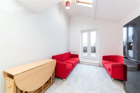 5 bedroom maisonette to rent - Photo 4