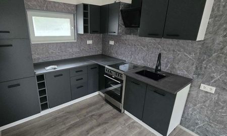 NOVOSTAVBA 3i byt (49 m2) v centre Krásna n. Kysucou– Terasa - Photo 4