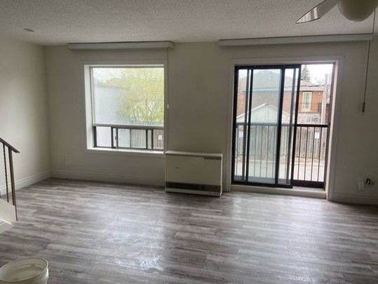 For Lease - 3358 Lake Shore Boulevard Unit# B, Toronto, Ontario - Photo 1