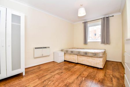 5 bedroom terraced house to rent - Photo 2