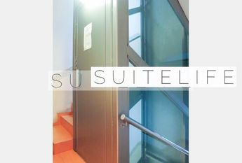 Monsieur Van Damme Lives Upstairs