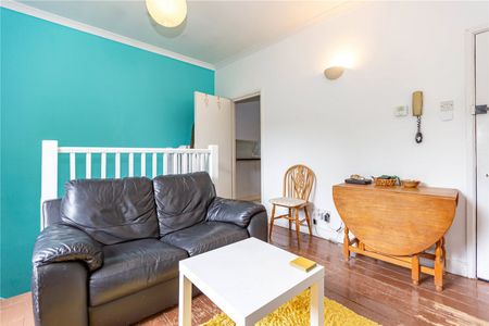 Picton Street, - Photo 3