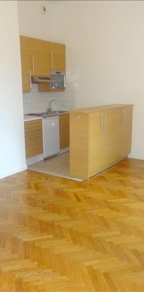 Location Appartement LEVALLOIS PERRET - - Photo 1