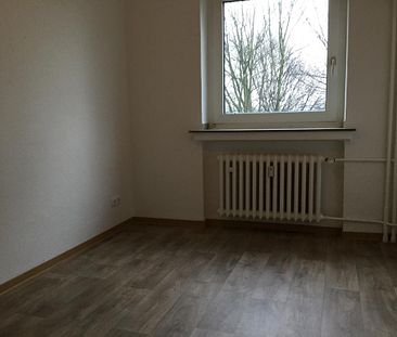 Gut aufgeteilte 3-Zimmer-Wohnung in Gelsenkirchen Hassel - Photo 2