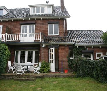 Te huur: Grote benedenwoning, nabij ziekenhuizen en universiteit - Photo 4