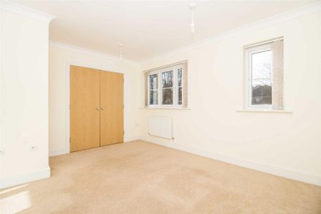 Harberton Heights, Mary Price Close, Headington - Photo 2