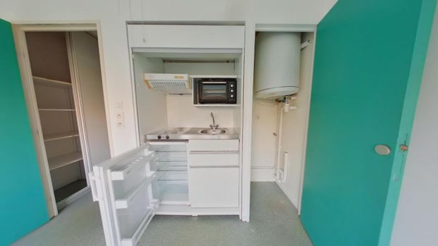 Location Appartement 1 pièce Meublé 21m² POITIERS 86000 - Photo 1