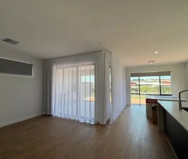 39 Harbour View Terrace - Photo 2