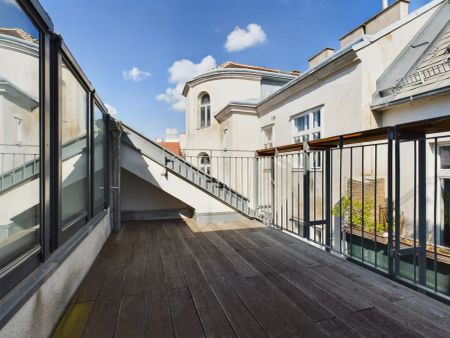 WOW - Traum Penthouse im Herzen der Josefstadt - 3 Terrassen - Photo 2