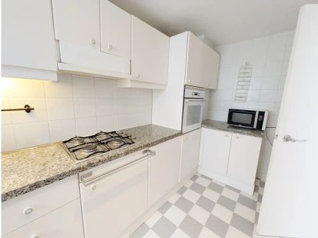 Piso de alquiler en Carrer de Les Alberes, Vallvidrera - Tibidabo - Les Planes - Foto 4
