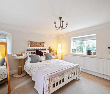 4 bedroom apartment to rent - Photo 5